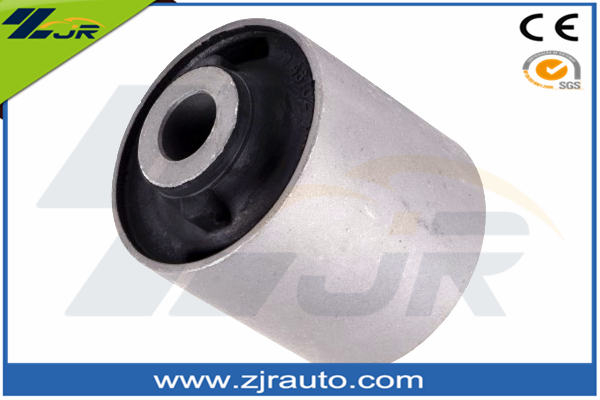 48702-0K020 Auto Spare Parts Toyota Suspension Arm Engine Rubber Bushing for Toyota Fortuner