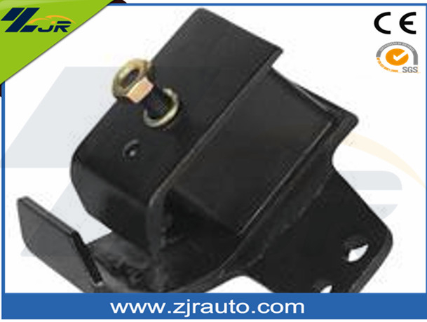 11210-18G01 Auto Spare Parts For NISSAN KINGCAB 87-98 Rubber Insulator Engine Mounting 11210-18G01