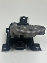 11610M76M00 SUZUKI CELERIO Insulator Engine Mounting