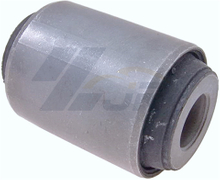 MR374675 Auto Spare Parts RUBBER ARM SUSPENSION BUSHING FOR MITSIBUSHI MR374675