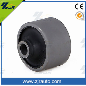 Auto Spare Parts Rubber Suspension Bushing for Nissan 54476-35f20