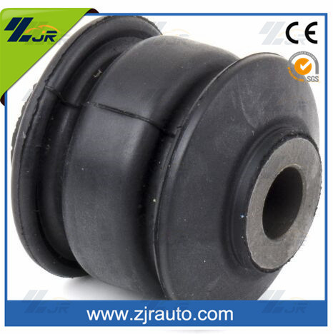 Auto Spare Parts Rubber Suspension Bushing for 52622-SAA-005