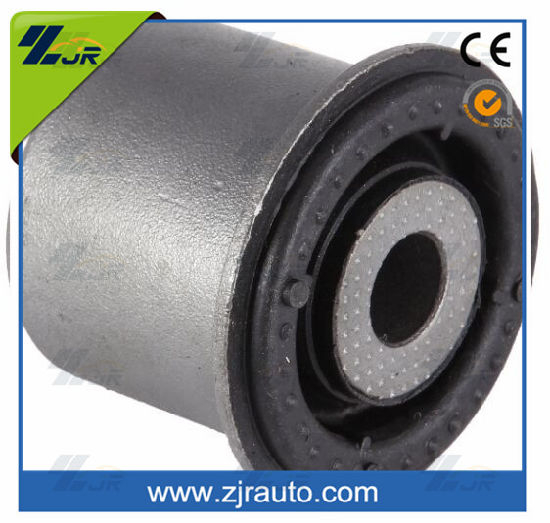 Auto Spare Parts Rubber Suspension Bushing for 52365-S5a-802