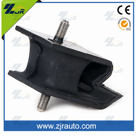 Auto Spare Parts Rubber Engine Mount for Mitsubishi Mr319769