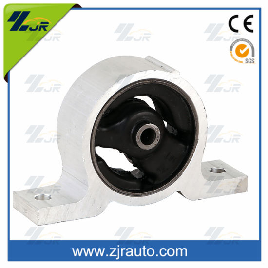 Auto Spare Parts Rubber Engine Mount for Nissan Bluebird Sylphy 11270-4m400